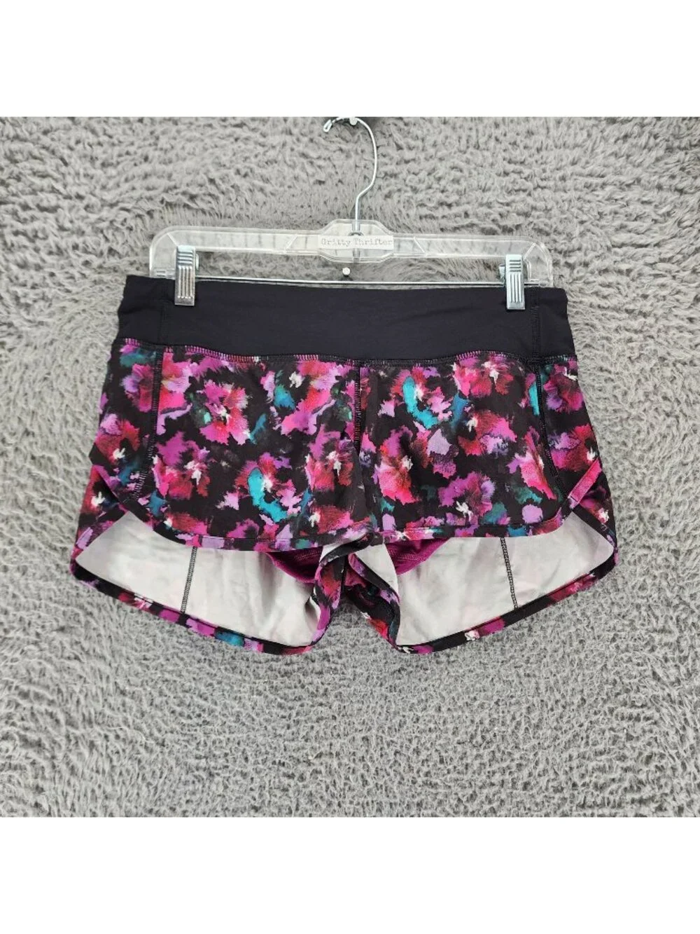 Lululemon Shorts Womens 6 Speed Midnight Bloom Black Deep Fuchsia Stretch